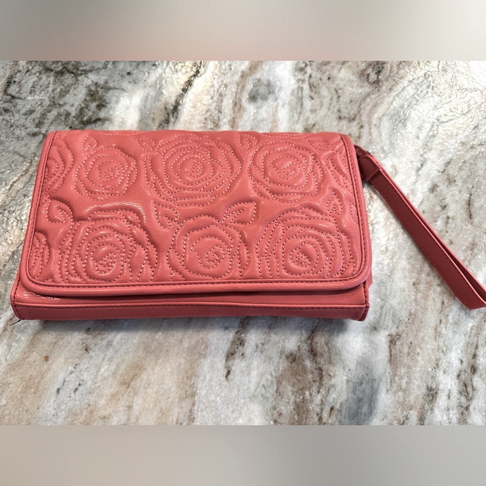 NINE & Co Coral Quilted Wristlet Clutch with Rose Pattern